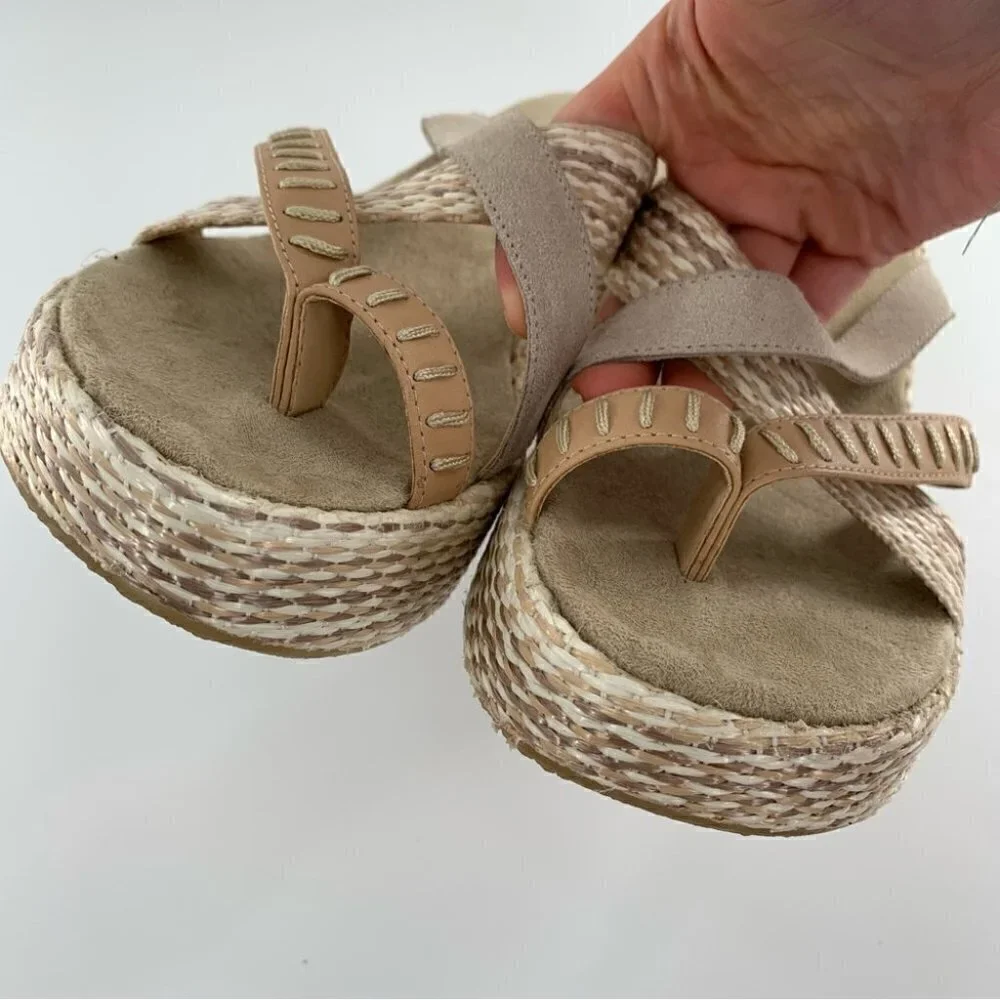 Xhilaration sandals 9 gray tan leather suede chunky platforms vintage y2k 90s